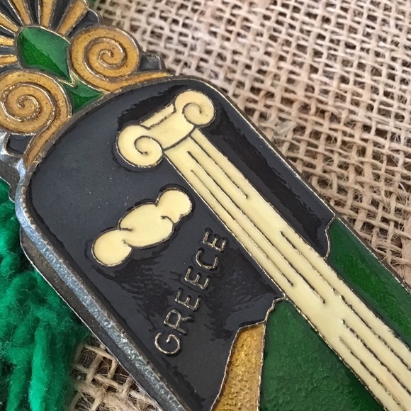 Vintage Enameled peacock desk clip. - Picture 4 of 6